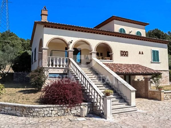 casa indipendente in vendita a Guardea