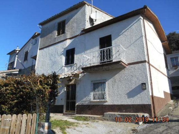 appartamento in vendita a Guardea in zona Cocciano