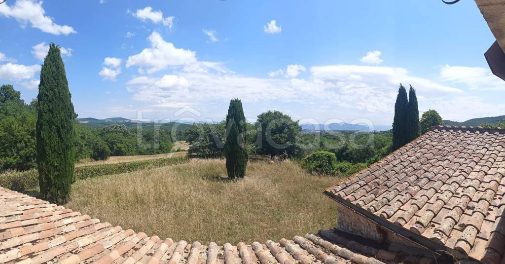 casa indipendente in vendita a Guardea in zona Frattuccia