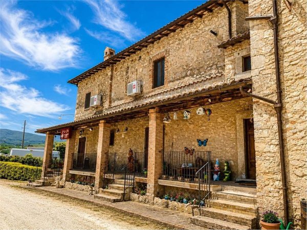 casa indipendente in vendita a Guardea
