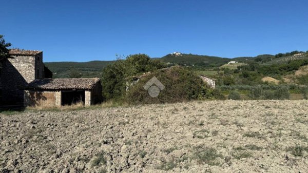 casa indipendente in vendita a Guardea in zona Poggio