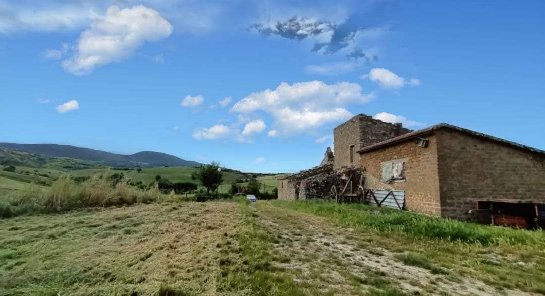 casale in vendita a Guardea in zona Madonna del Porto