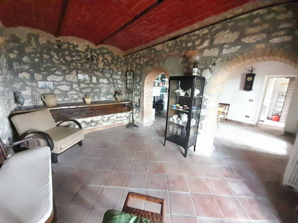 casa indipendente in vendita a Guardea