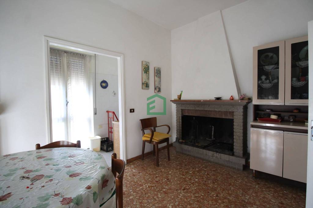 casa indipendente in vendita a Lugnano in Teverina