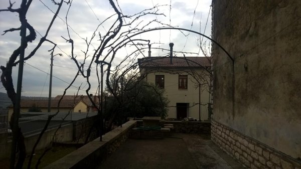 casa indipendente in vendita a Lugnano in Teverina