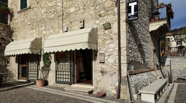 appartamento in vendita a Lugnano in Teverina