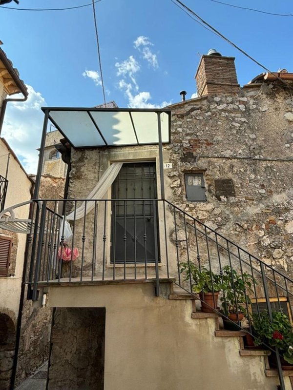 quadrivano in vendita a Lugnano in Teverina