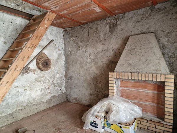 casa indipendente in vendita a Lugnano in Teverina
