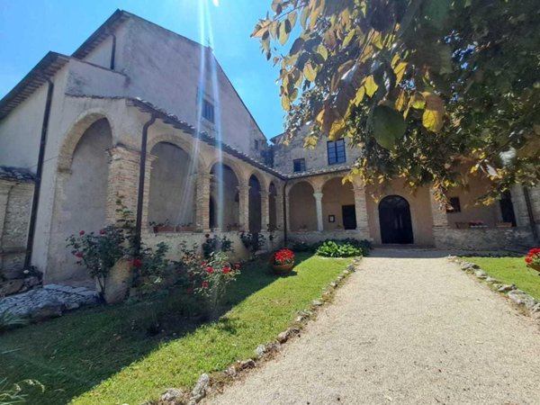 appartamento in vendita a Lugnano in Teverina