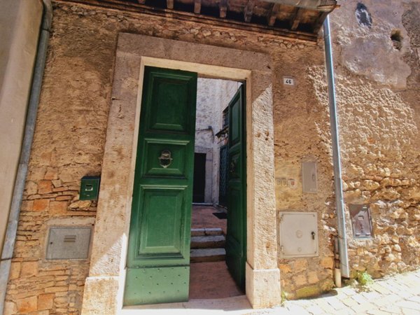 appartamento in vendita a Lugnano in Teverina