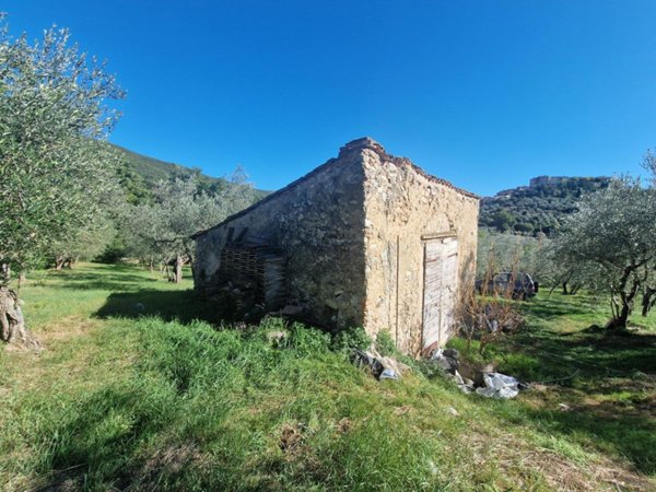 appartamento in vendita a Lugnano in Teverina