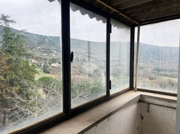 appartamento in vendita a Lugnano in Teverina