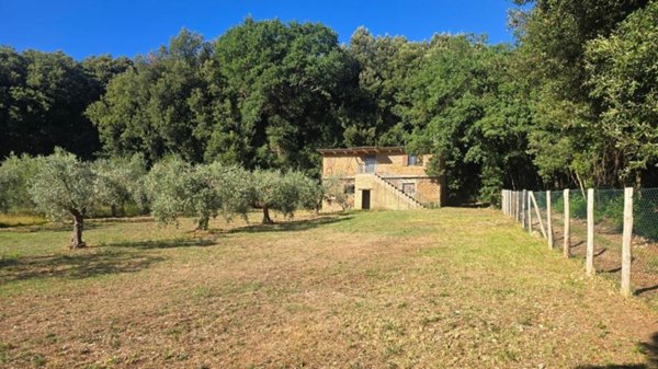 casa indipendente in vendita a Lugnano in Teverina