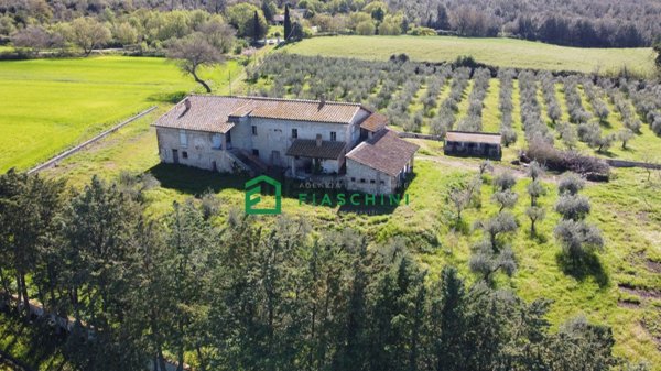 casa indipendente in vendita a Lugnano in Teverina