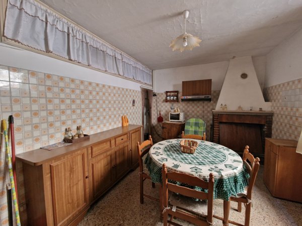 casa indipendente in vendita a Lugnano in Teverina