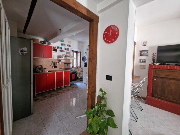 casa indipendente in vendita a Lugnano in Teverina
