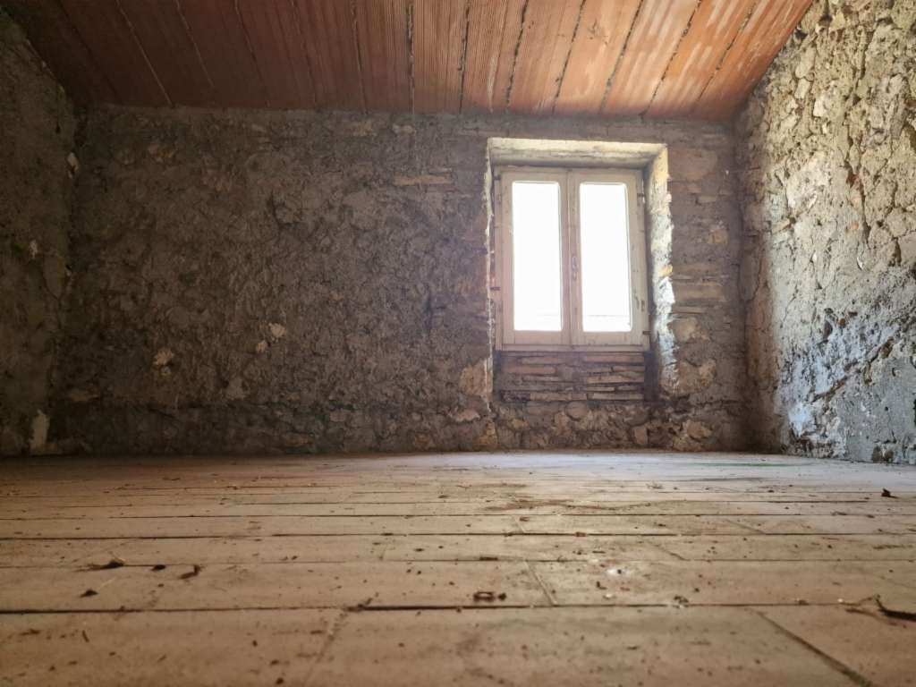 casa indipendente in vendita a Lugnano in Teverina