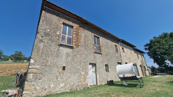 casa indipendente in vendita a Montecastrilli