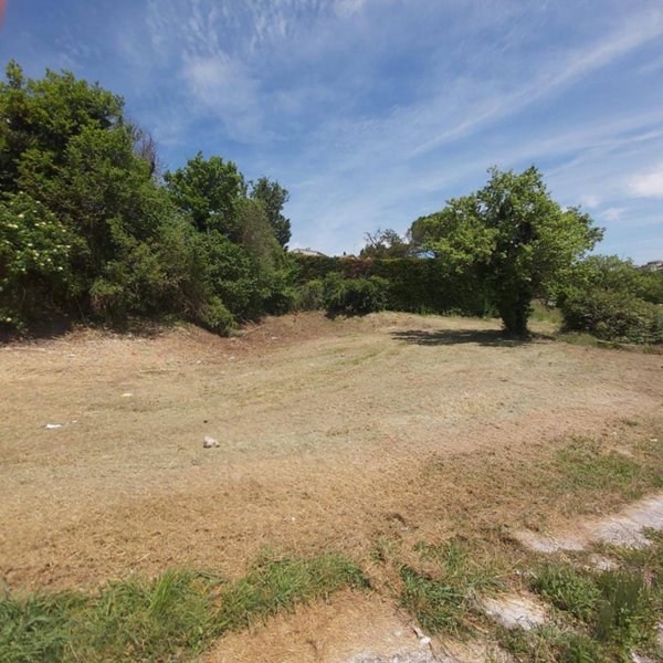 terreno edificabile in vendita a Montecastrilli