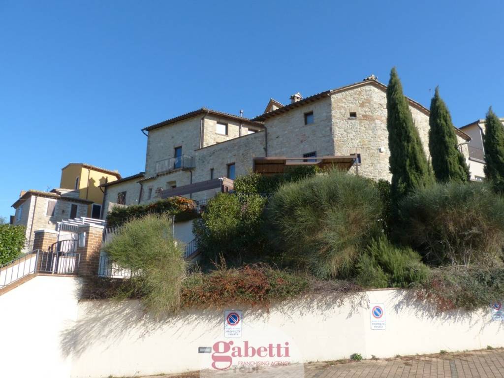 appartamento in vendita a Montecastrilli in zona Colle Secco