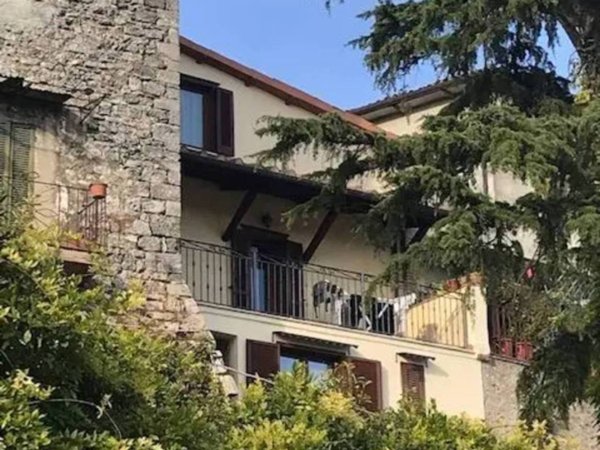 casa indipendente in vendita a Montecastrilli in zona Casteltodino
