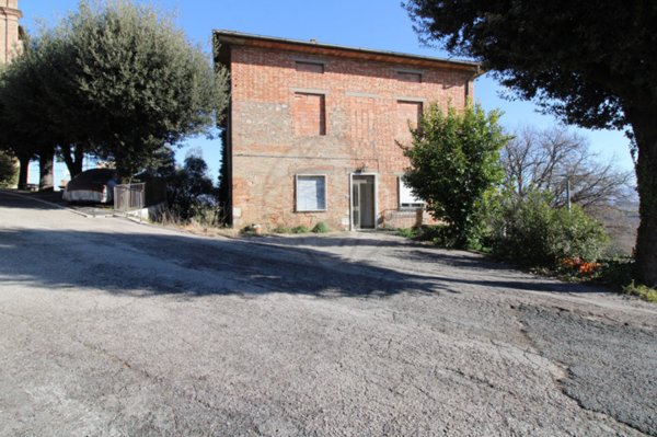 casa indipendente in vendita a Montecastrilli