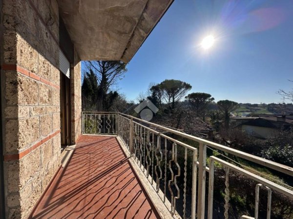 appartamento in vendita a Montecastrilli