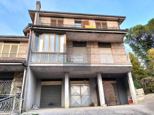 appartamento in vendita a Montecastrilli