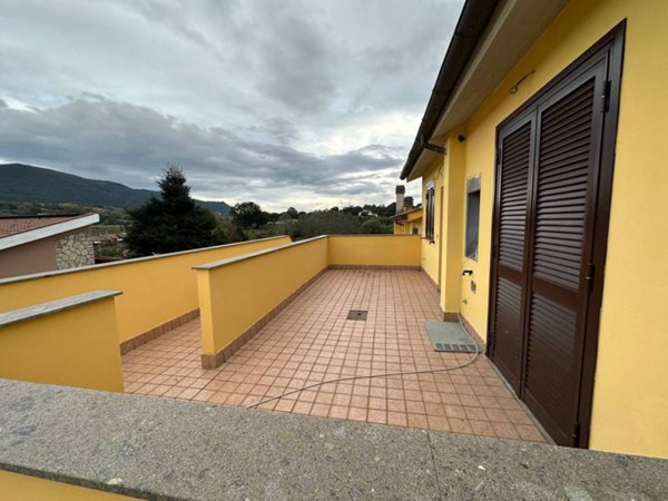 appartamento in vendita a Montecastrilli