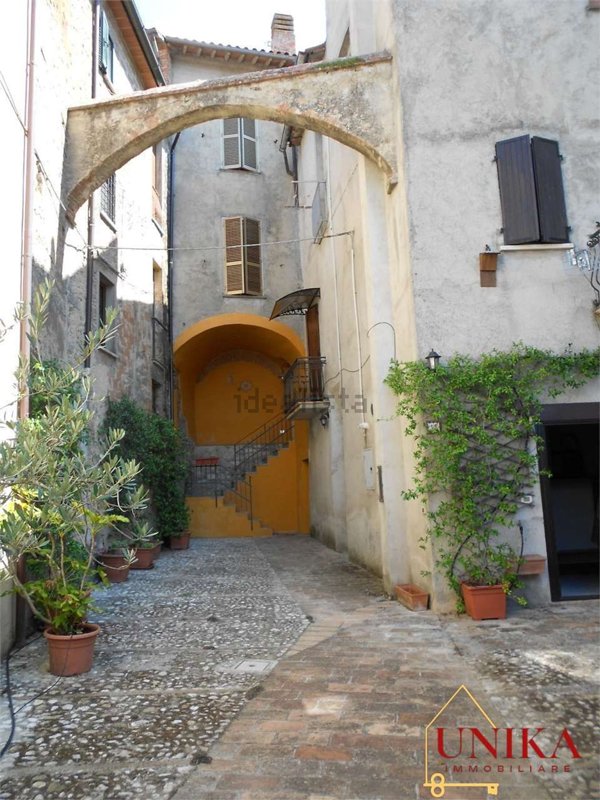 appartamento in vendita a Montecastrilli