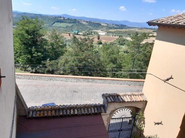 appartamento in vendita a Montecastrilli