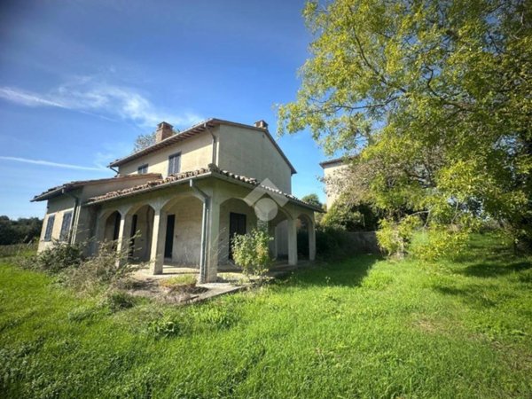 casa indipendente in vendita a Montecastrilli in zona Colle Secco