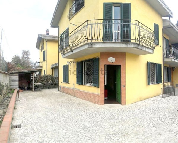 appartamento in vendita a Montecastrilli