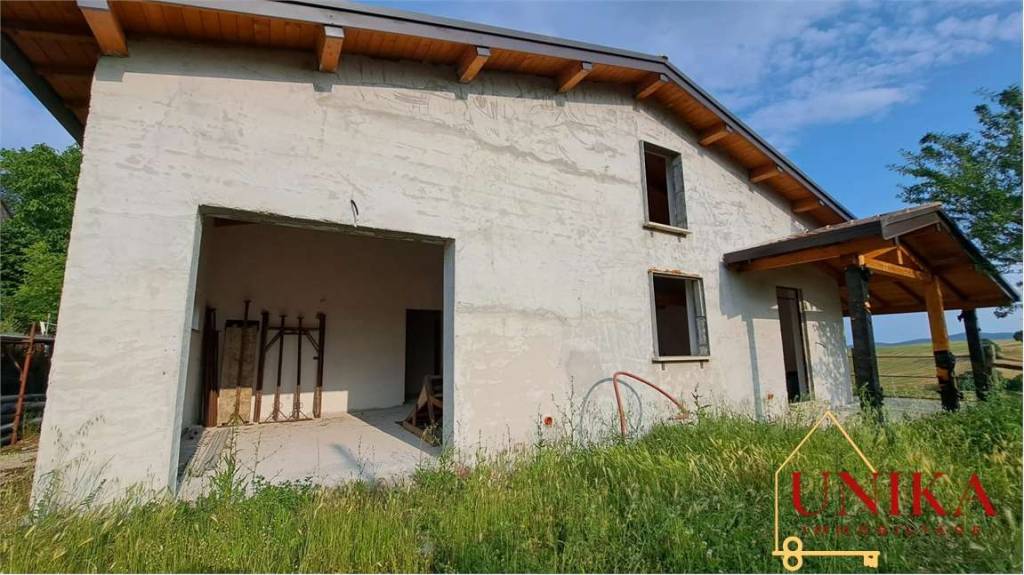 casa indipendente in vendita a Montecastrilli