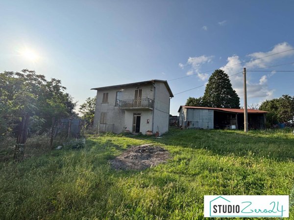casa indipendente in vendita a Montecastrilli