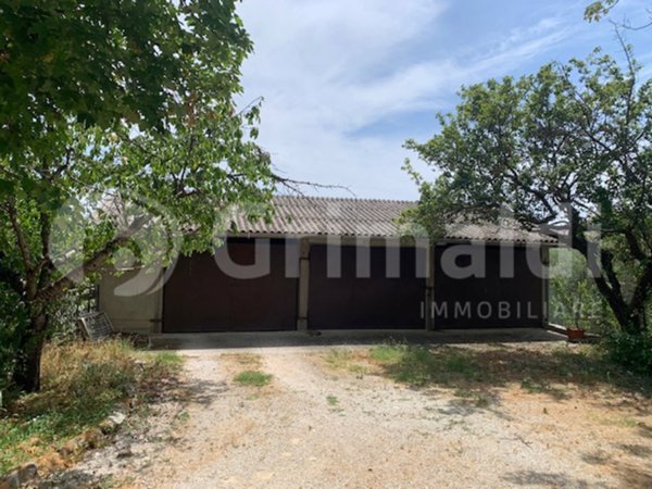 casa indipendente in vendita a Montecastrilli