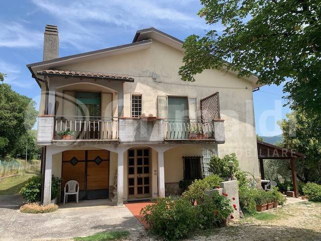 casa indipendente in vendita a Montecastrilli in zona Colle Secco