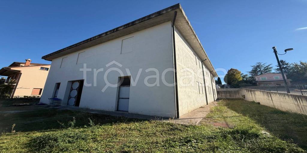 appartamento in vendita a Montecastrilli in zona Castel dell'Aquila