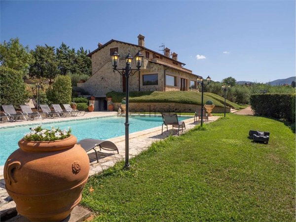 casa indipendente in vendita a Montecastrilli in zona Casteltodino