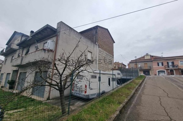 appartamento in vendita a Montecastrilli