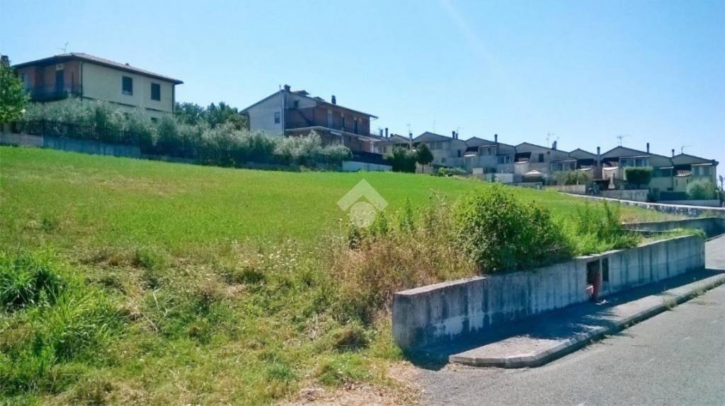 terreno edificabile in vendita a Montecastrilli