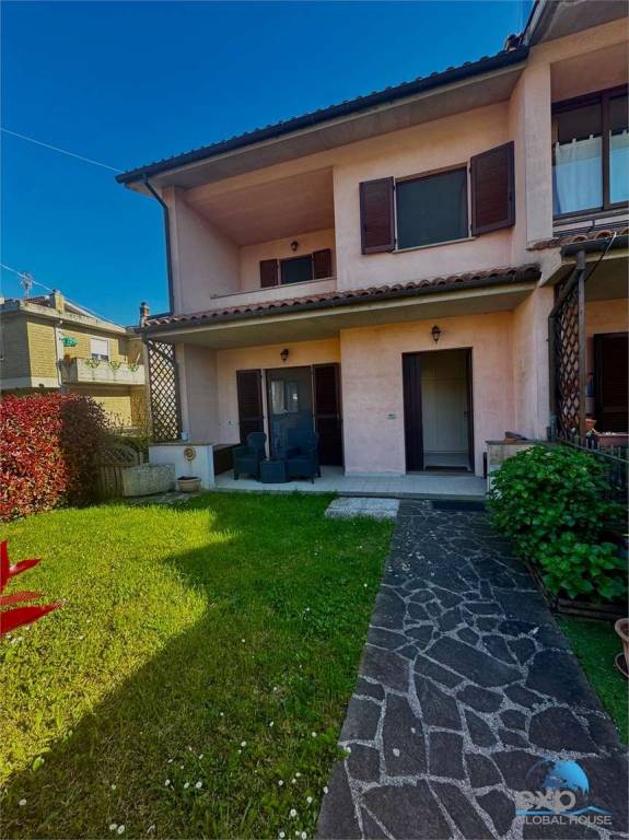 casa indipendente in vendita a Montecastrilli