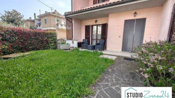 negozio in vendita a Montecastrilli