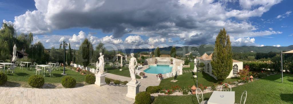 negozio in vendita a Montecastrilli