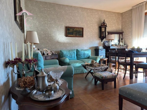 appartamento in vendita a Montecastrilli