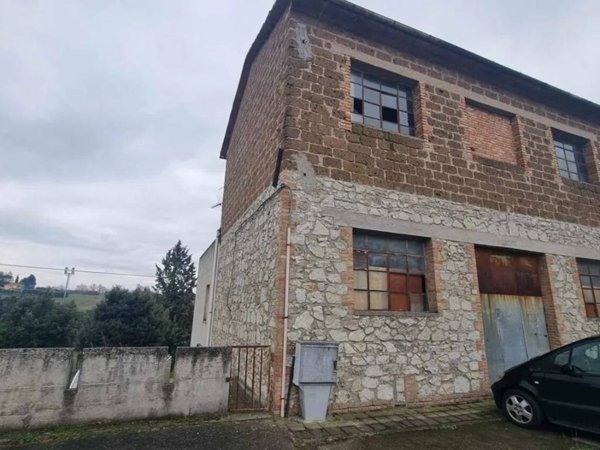 intera palazzina in vendita a Montecastrilli
