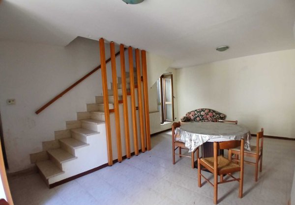 casa indipendente in vendita a Montecastrilli in zona Casteltodino