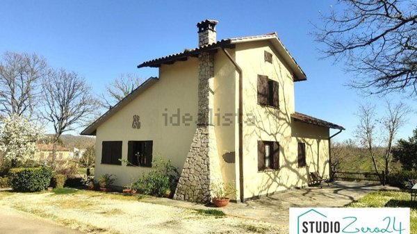 casa indipendente in vendita a Montecastrilli in zona Colle Secco