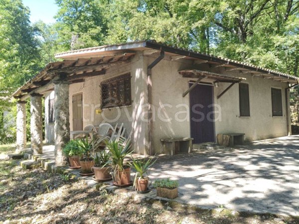 casa indipendente in vendita a Montecastrilli in zona Colle Secco
