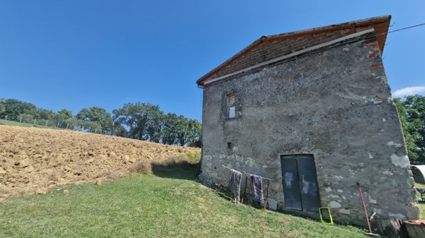 casa indipendente in vendita a Montecastrilli in zona Castel dell'Aquila